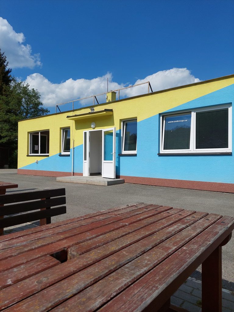 284099233 5047048935350312 3172257632495630969 N